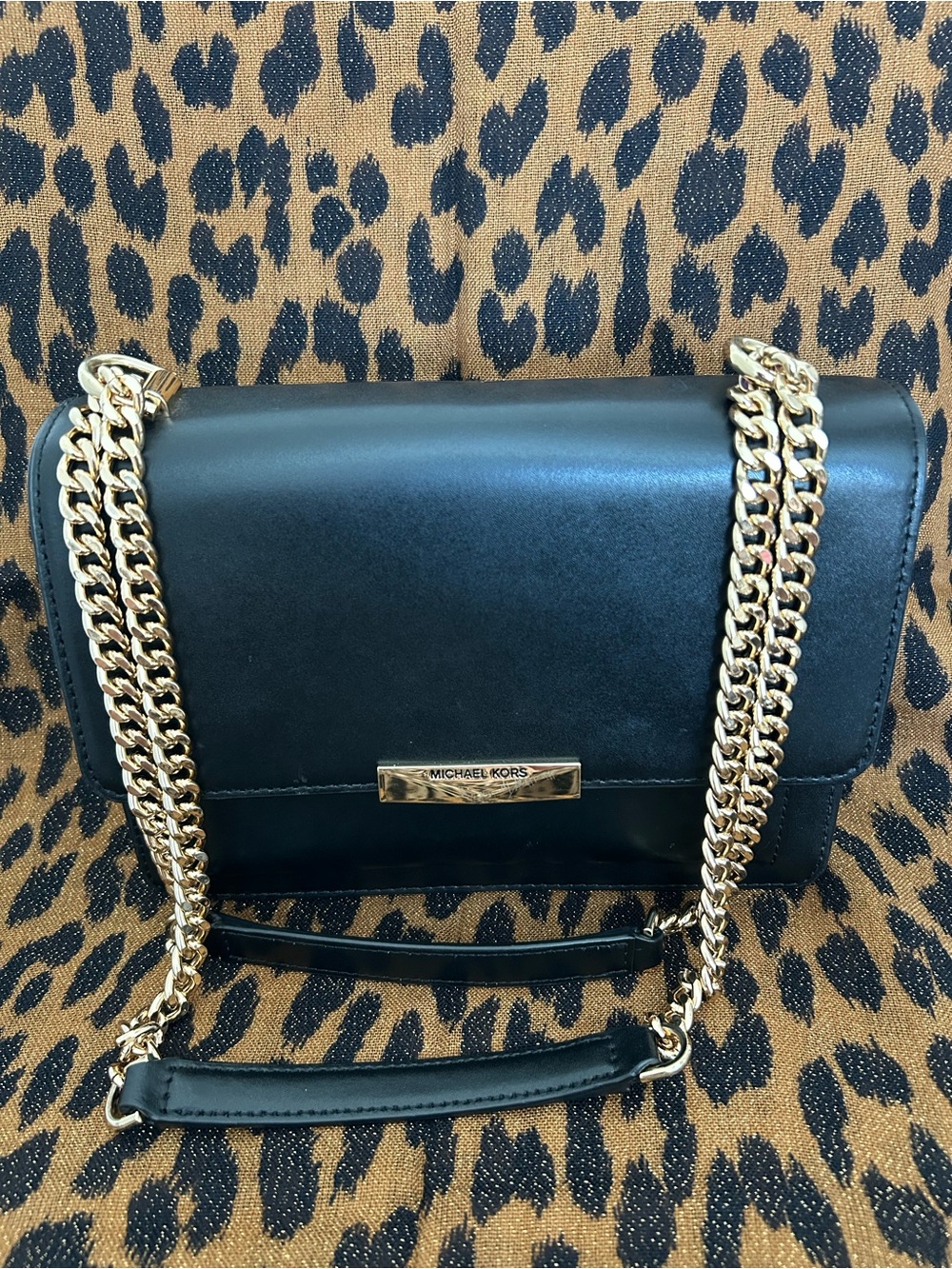 🖤Michael Kors💛 JADE Black Leather 2 way Crossbody with Gold Chain Strap in EUC